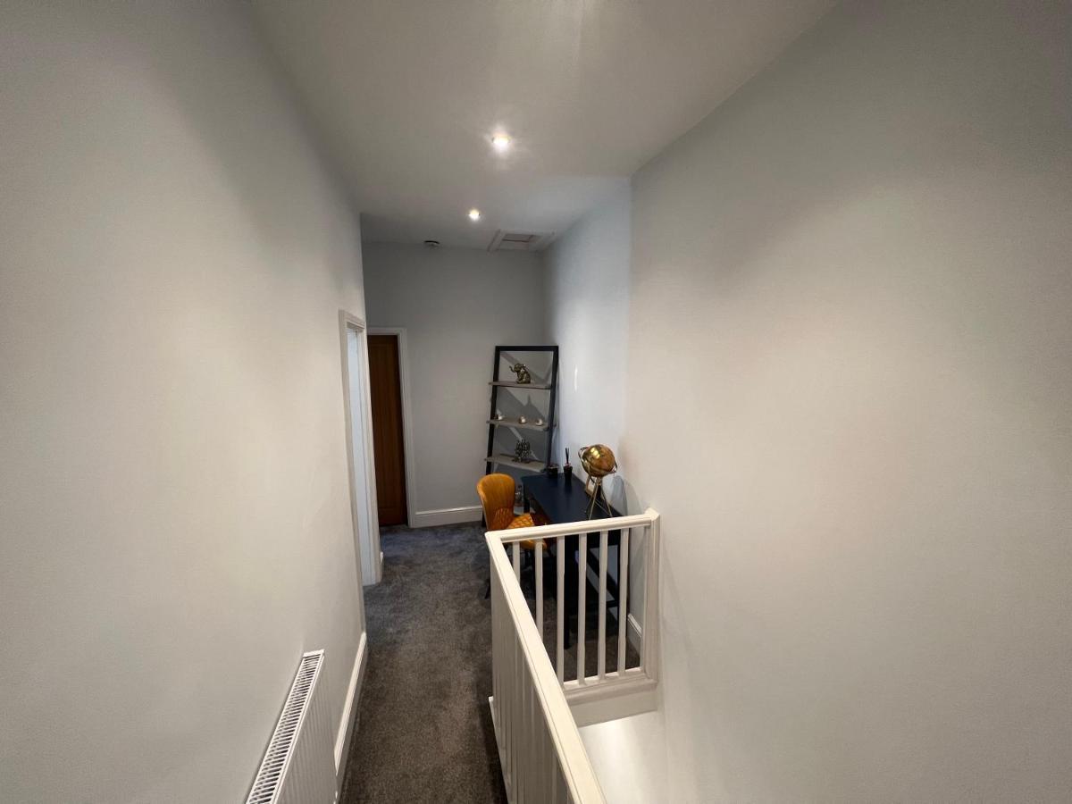 Luxury 2 Bed Apartment Great Location Stoke-on-Trent Esterno foto