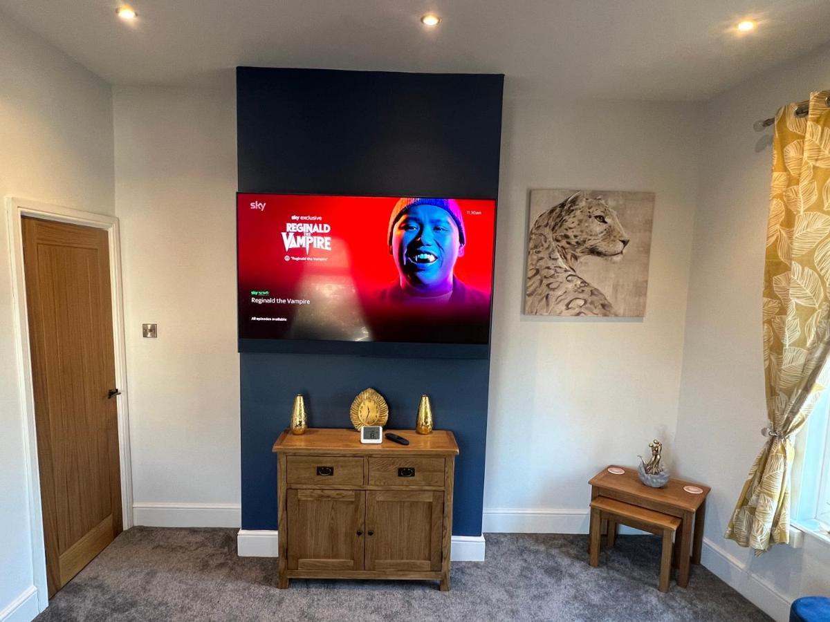 Luxury 2 Bed Apartment Great Location Stoke-on-Trent Esterno foto